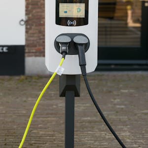 توصيلة شاحن غزال مزدوج وكالة