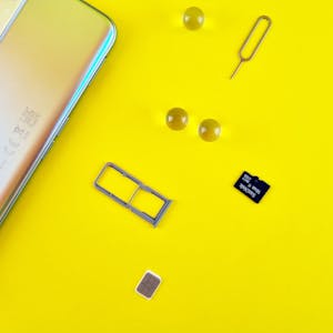 حامل شريحة وذاكرة منوع