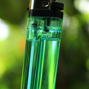 اشتراك ولاعة ضد العكس باكت