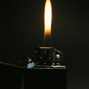 اشتراك ولاعة موجب وسالب وكالة