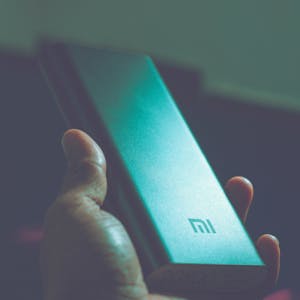 شاحن بطارية يامو كهرباء