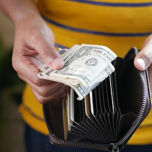 محفظة فلوس جيب باكت