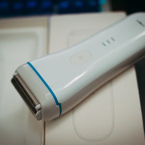 مكينة حلاقة دونق لونق وكالة شاحن تايب سي 609B